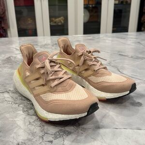 Adidas Ultra Boost 21 Primeblue Women’s Size 7